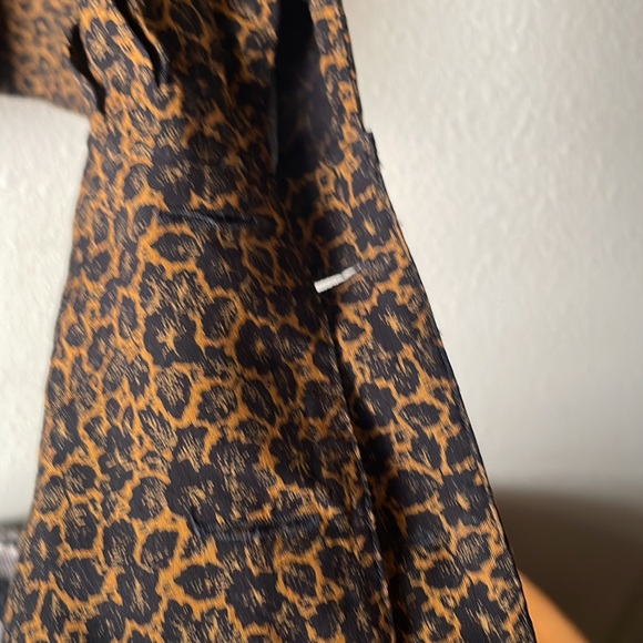 Vintage rayon brown black floral printed double breasted button blouse - Picture 4 of 8